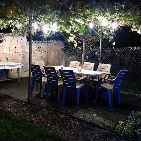 за гости роса Apartman