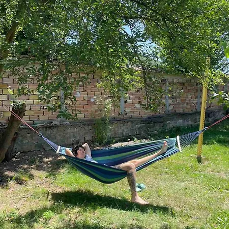 за гости роса Apartman Rosno