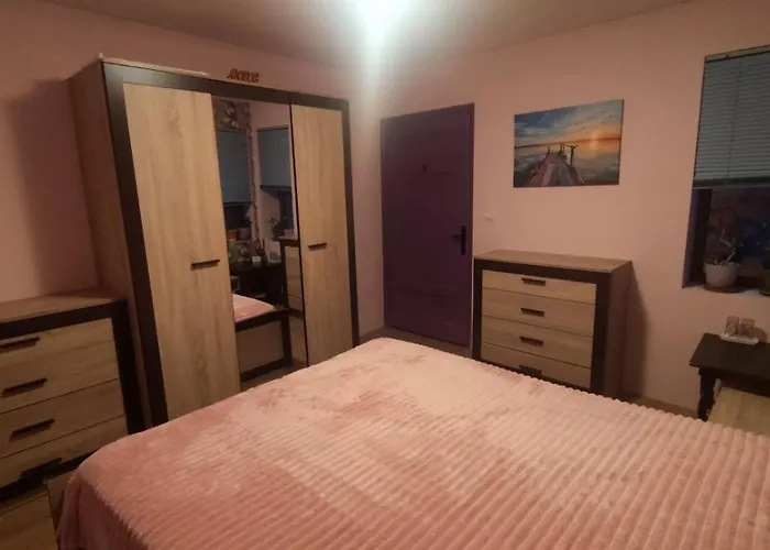 아파트 за гости роса Rosno